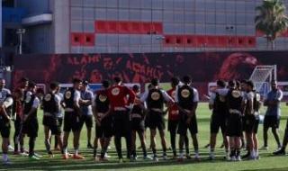 لاعبو الأهلى الدوليين ينتظمون فى مران اليوم استعداداً لمباراة فاركو