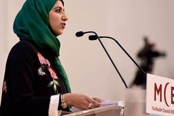 7 سنوات تدافع عن المسلمين .. تعرف على أول رئيسة للمجلس الإسلامي ببريطانيا