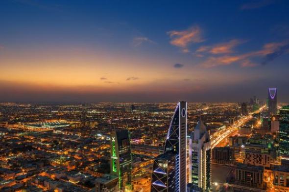 السعودية تفاجئ مواطنيها بقرار "سعيد" بشأن "كورونا"
