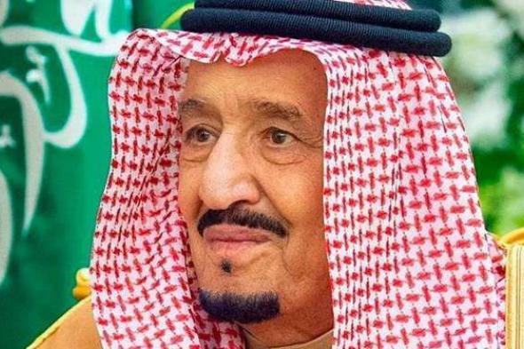 ملك السعودية يمدد خدمة أمير حائل 4 سنوات