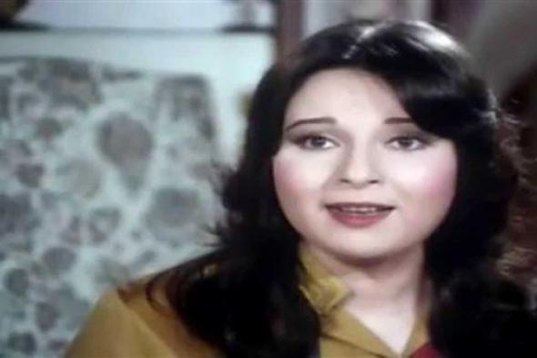 صورة جديدة للفنانة المعتزلة نورا من كواليس احتفالها بعيد ميلادها