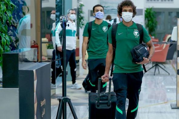 المنتخب السعودي يطير إلى مسقط استعدادًا لمواجهة عمان