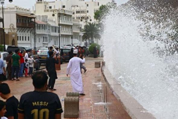 «الحصيني»: إعصار شاهين يعبر أجزاءً من عمان والإمارات.. وقد يؤثر على منطقة سعودية