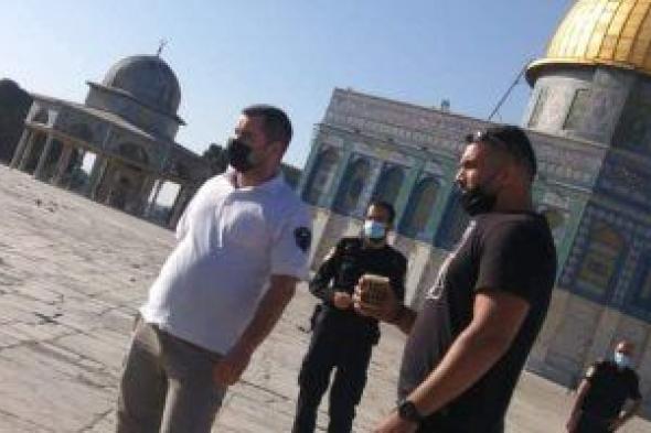 خطيب الأقصى يدعو الفلسطينيين للتوجه للمسجد لصد أى إجراء من الإسرائيليين