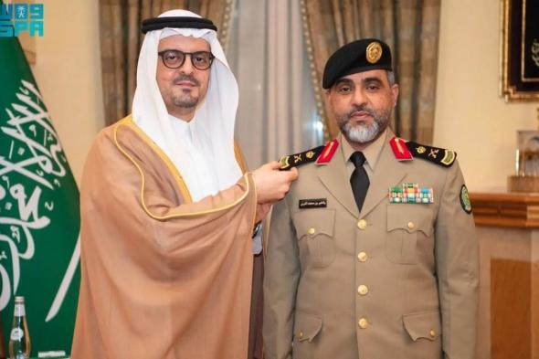 نائب أمير منطقة مكة يقلد قائد قوة أمن المنشآت بالمنطقة رتبته الجديدة