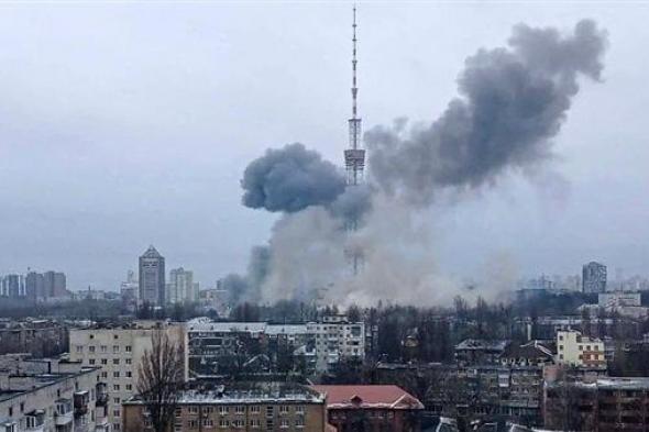 انهيار برج بث للتلفزيون الأوكراني بعد هجوم صاروخي روسي (فيديو وصور)الإثنين 22/أبريل/2024 - ...