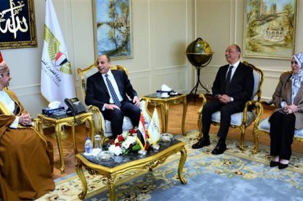 توقيع اتفاق ثنائي في مجال النقل الجوي بين مصر وسلطنة عمانالأربعاء 24/أبريل/2024 - 05:30 م
توقيع اتفاق ثنائي في مجال النقل الجوي بين مصر وسلطه عمان