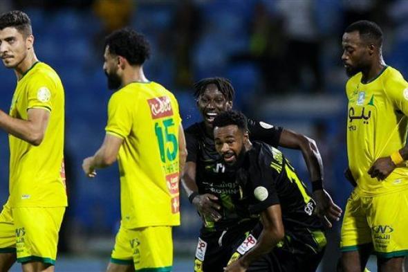 الدوري السعودي، محمد شريف يسجل في تعادل الخليج مع اتحاد جدة 1/1الخميس 16/مايو/2024 - 11:05 ...